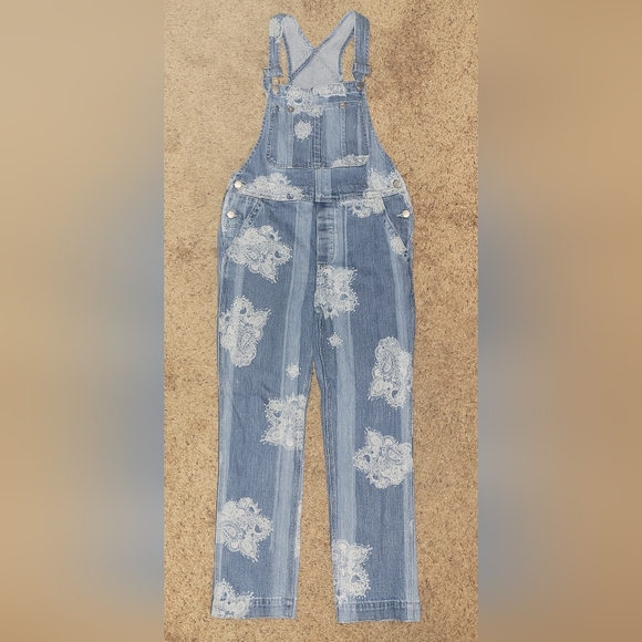 Free People Denim Straight Leg Bib Overalls Size 26 Blue With White Paisley - Picture 8 of 16